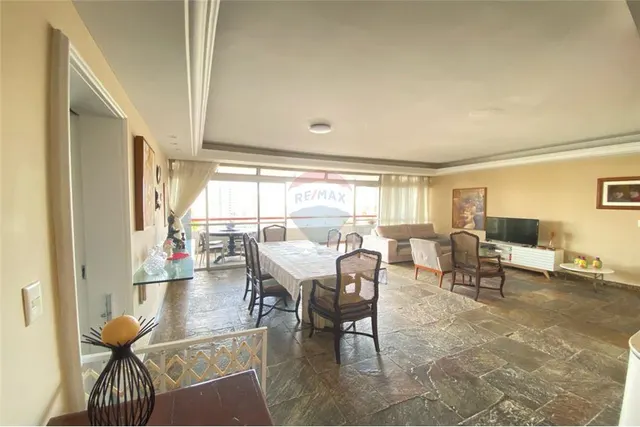 Foto principal: Apartamento à venda em Parnamirim, Recife